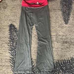 Yoga pants from Victoria Secret!